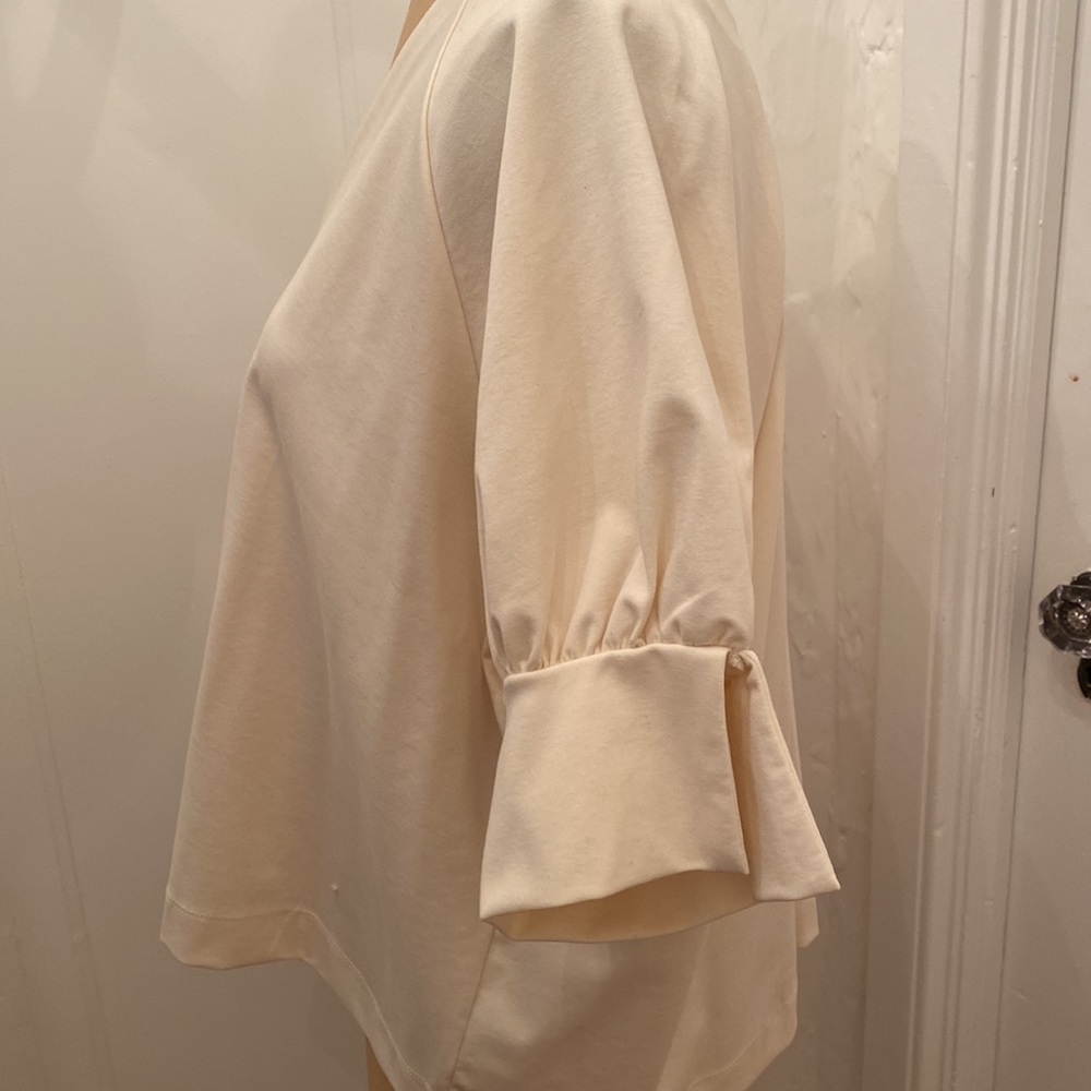 Zara Cream V-Neck Short Sleeve Blouse - Picture 3 of 7